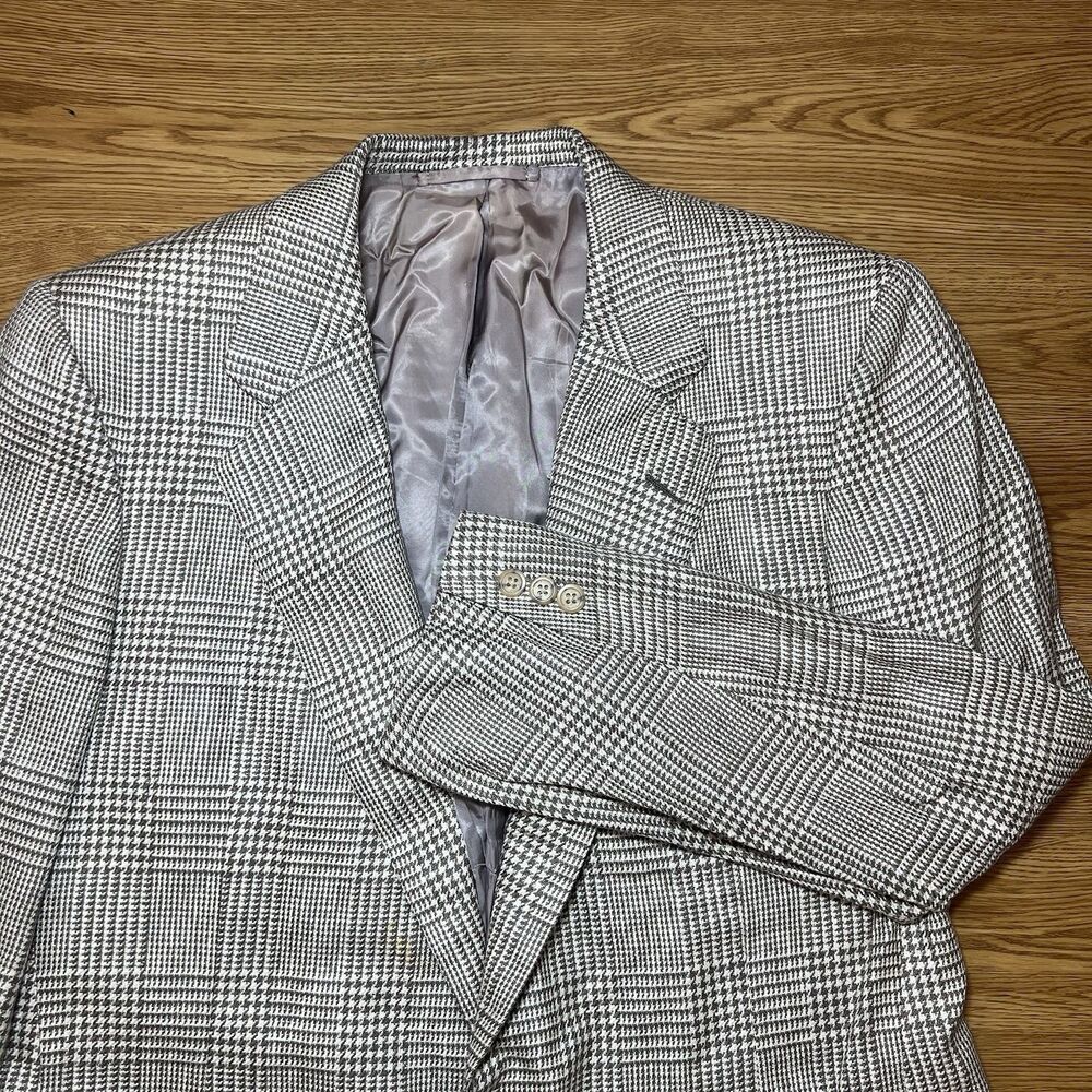 Vtg 90s beige Plaid Hickey Freeman Boardroom 100% SILK blazer  sport coat 40R